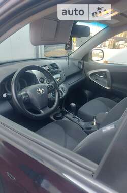 Внедорожник / Кроссовер Toyota RAV4 2010 в Львове