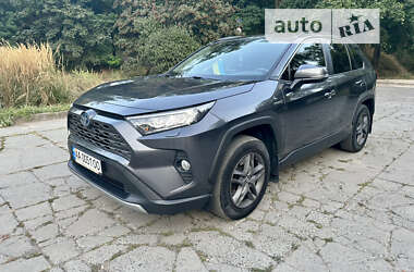 Внедорожник / Кроссовер Toyota RAV4 2018 в Киеве