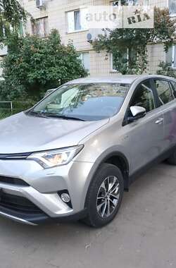 Внедорожник / Кроссовер Toyota RAV4 2018 в Киеве