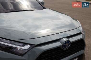 Внедорожник / Кроссовер Toyota RAV4 2023 в Днепре