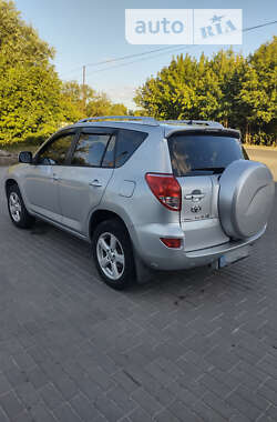 Позашляховик / Кросовер Toyota RAV4 2006 в Охтирці