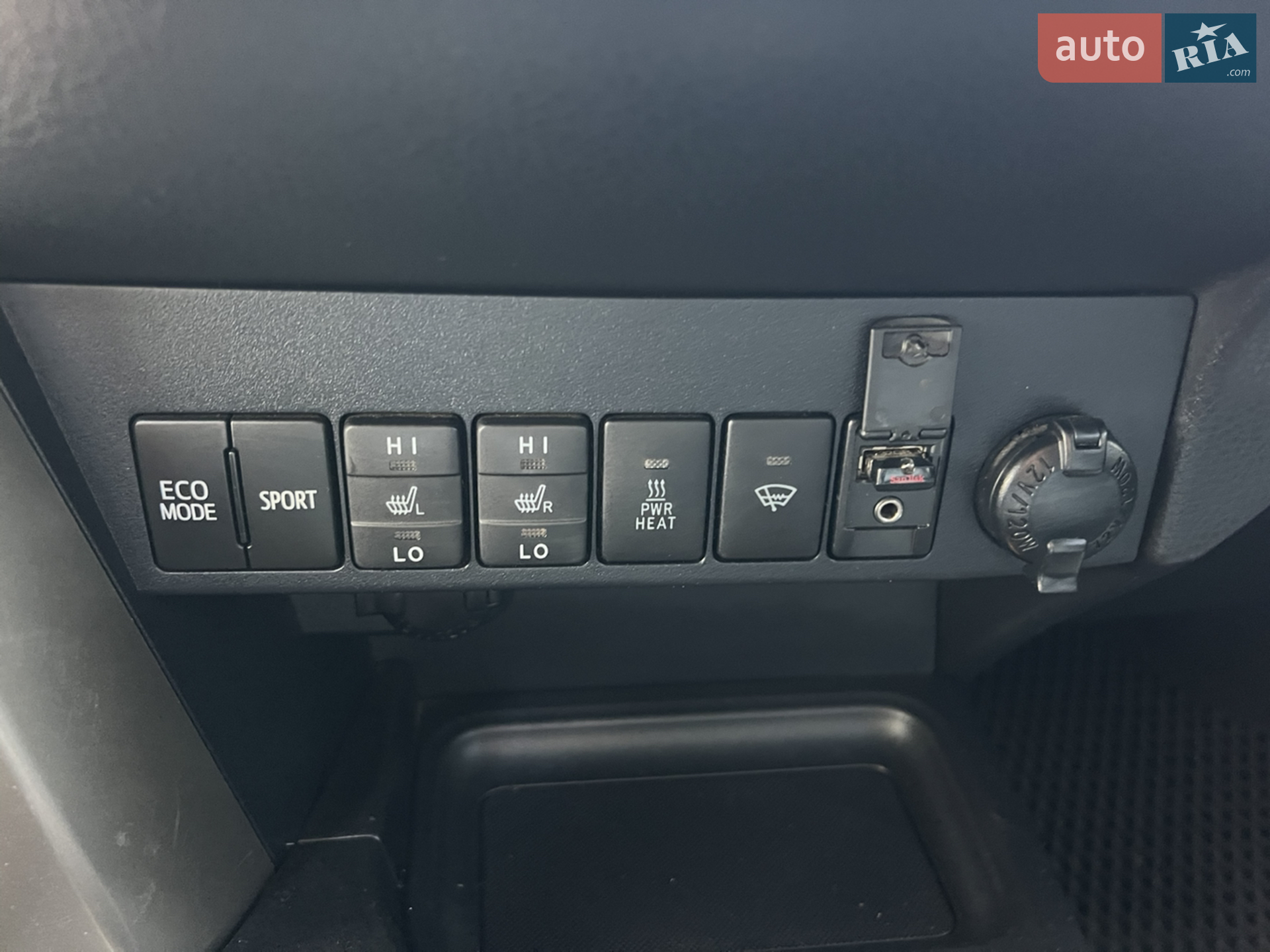 2015 Toyota RAV 4 - мініатюра 14