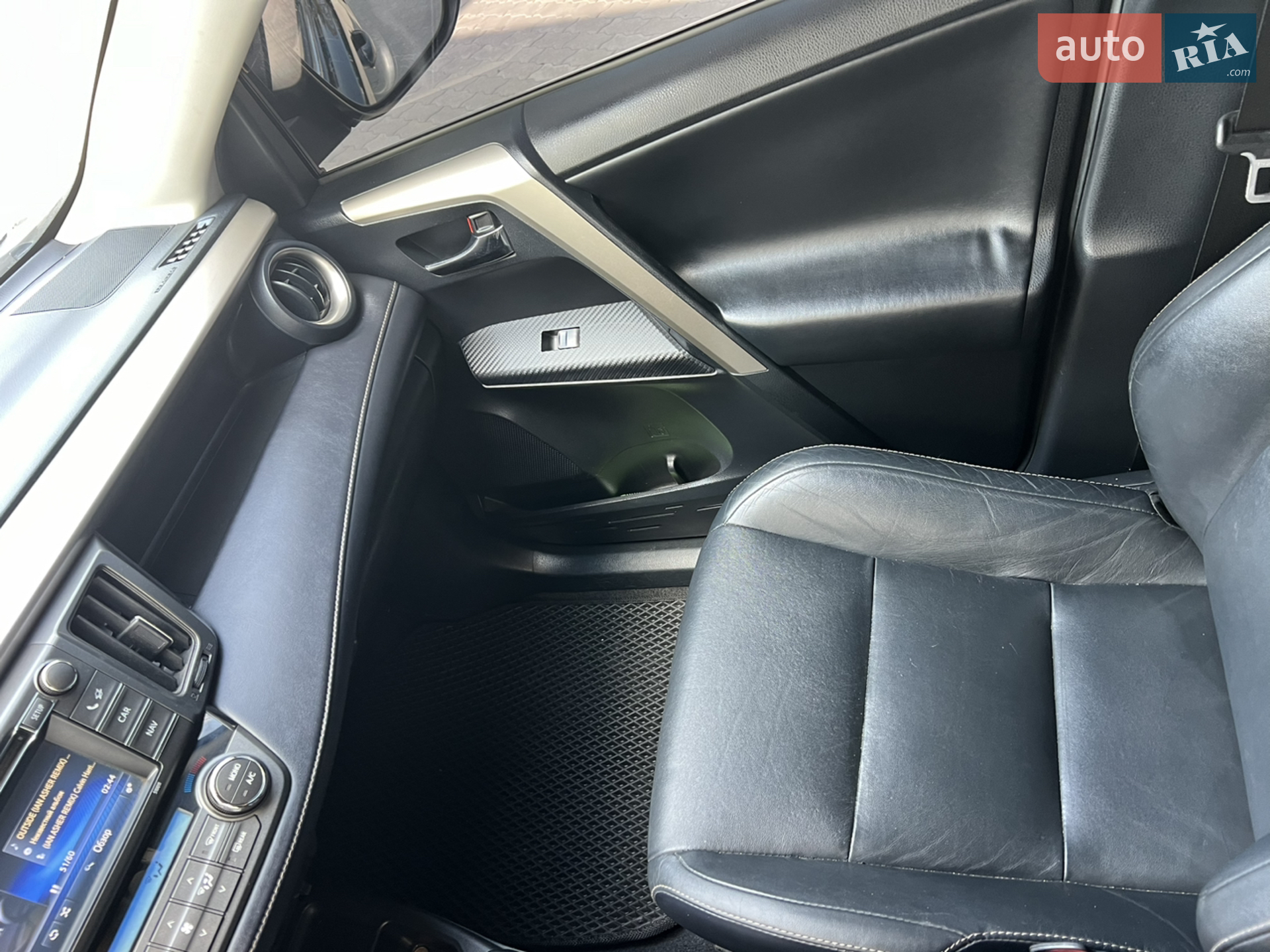 2015 Toyota RAV 4 - мініатюра 17