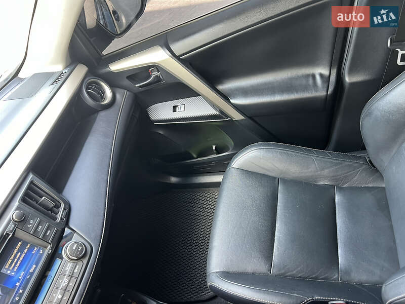 Позашляховик / Кросовер Toyota RAV4 2015 в Хусті фото 17 Позашляховик / Кросовер Toyota RAV4 2015 в Хусті