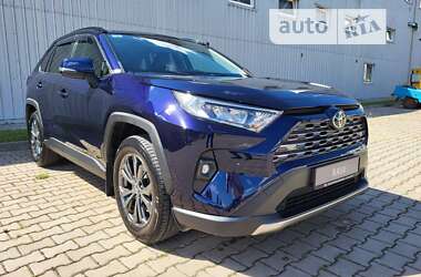 Позашляховик / Кросовер Toyota RAV4 2022 в Тернополі