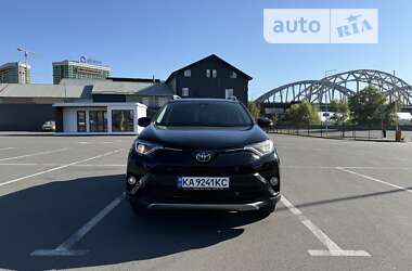 Позашляховик / Кросовер Toyota RAV4 2018 в Києві