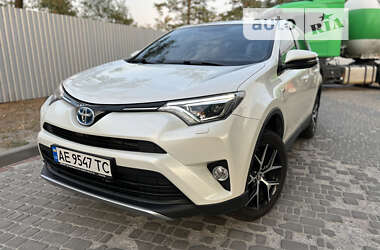 Внедорожник / Кроссовер Toyota RAV4 2017 в Днепре