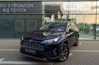 Внедорожник / Кроссовер Toyota RAV4 2023 в Киеве