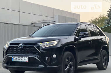 Позашляховик / Кросовер Toyota RAV4 2020 в Дніпрі