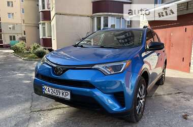 Внедорожник / Кроссовер Toyota RAV4 2017 в Чернигове