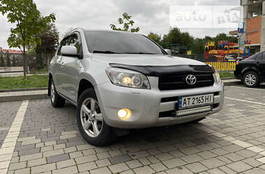 Внедорожник / Кроссовер Toyota RAV4 2009 в Ивано-Франковске