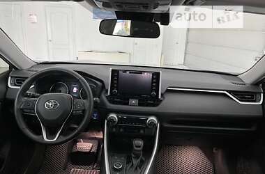 Позашляховик / Кросовер Toyota RAV4 2021 в Одесі