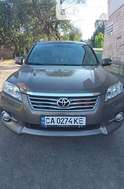 Внедорожник / Кроссовер Toyota RAV4 2011 в Смеле