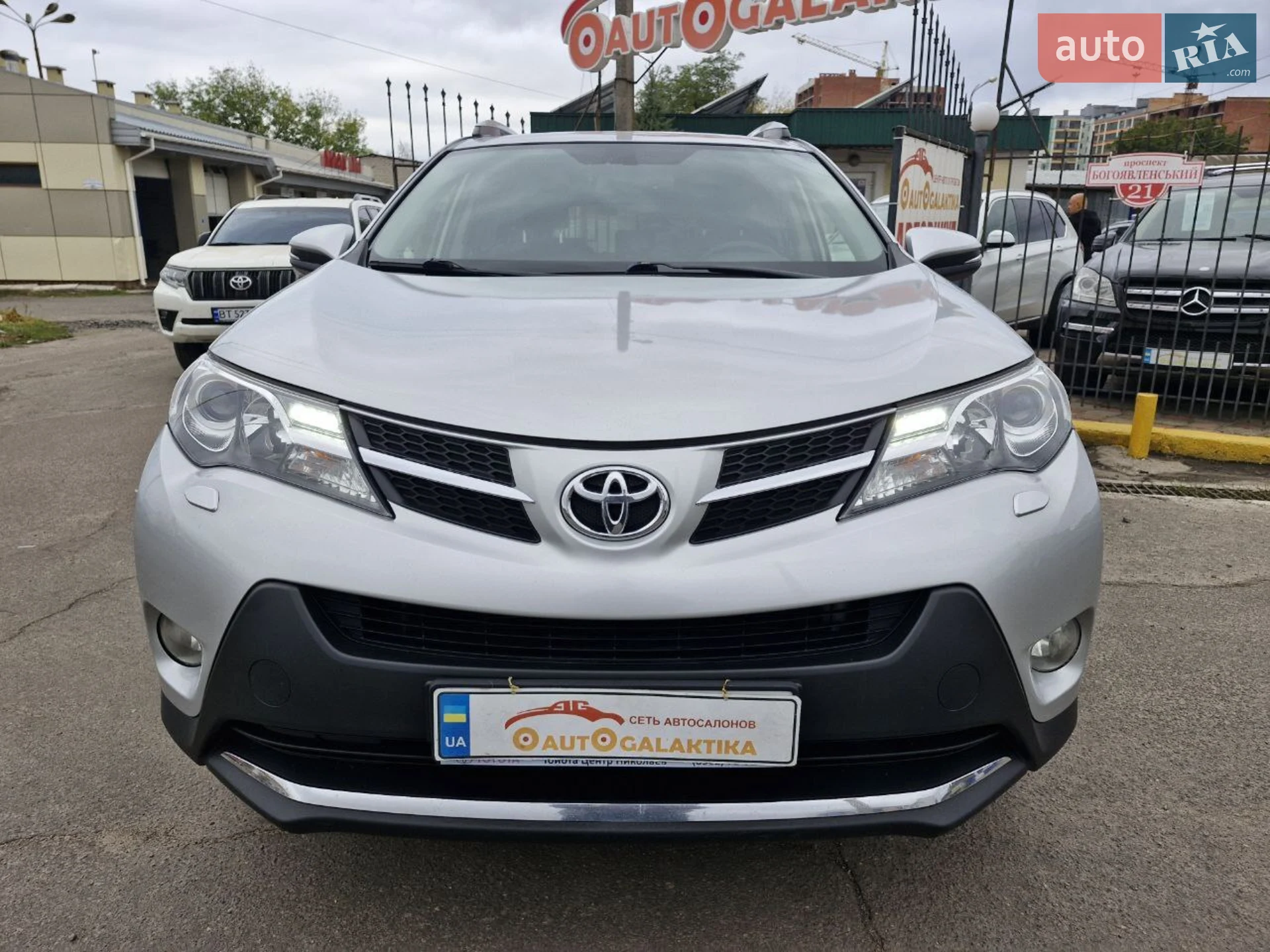 2014 Toyota RAV 4 - мініатюра 2
