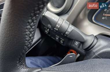 Внедорожник / Кроссовер Toyota RAV4 2014 в Николаеве