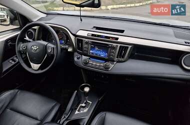 Внедорожник / Кроссовер Toyota RAV4 2014 в Николаеве