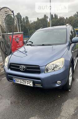 Позашляховик / Кросовер Toyota RAV4 2008 в Києві