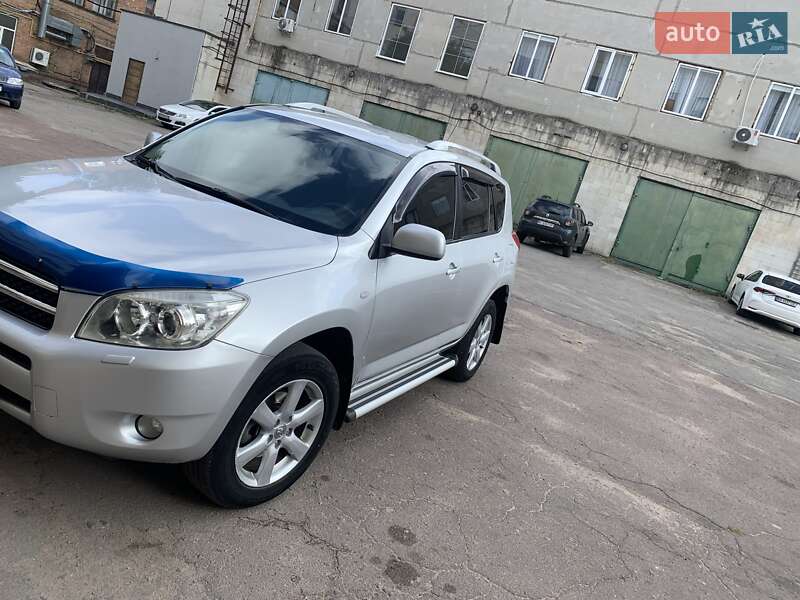 Внедорожник / Кроссовер Toyota RAV4 2008 в Кропивницком