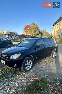 Внедорожник / Кроссовер Toyota RAV4 2008 в 