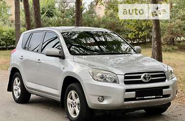 Позашляховик / Кросовер Toyota RAV4 2008 в Києві