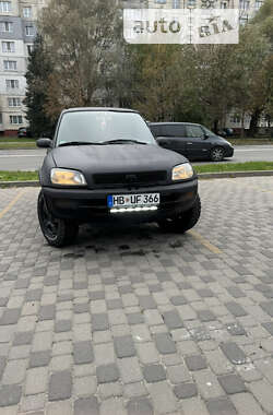 Внедорожник / Кроссовер Toyota RAV4 1994 в Хмельницком