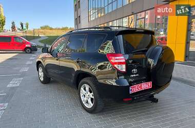 Внедорожник / Кроссовер Toyota RAV4 2011 в Ровно