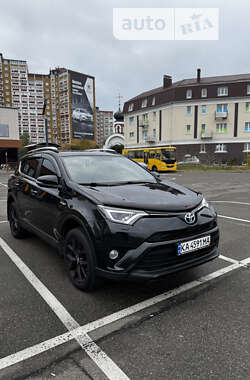 Позашляховик / Кросовер Toyota RAV4 2018 в Києві