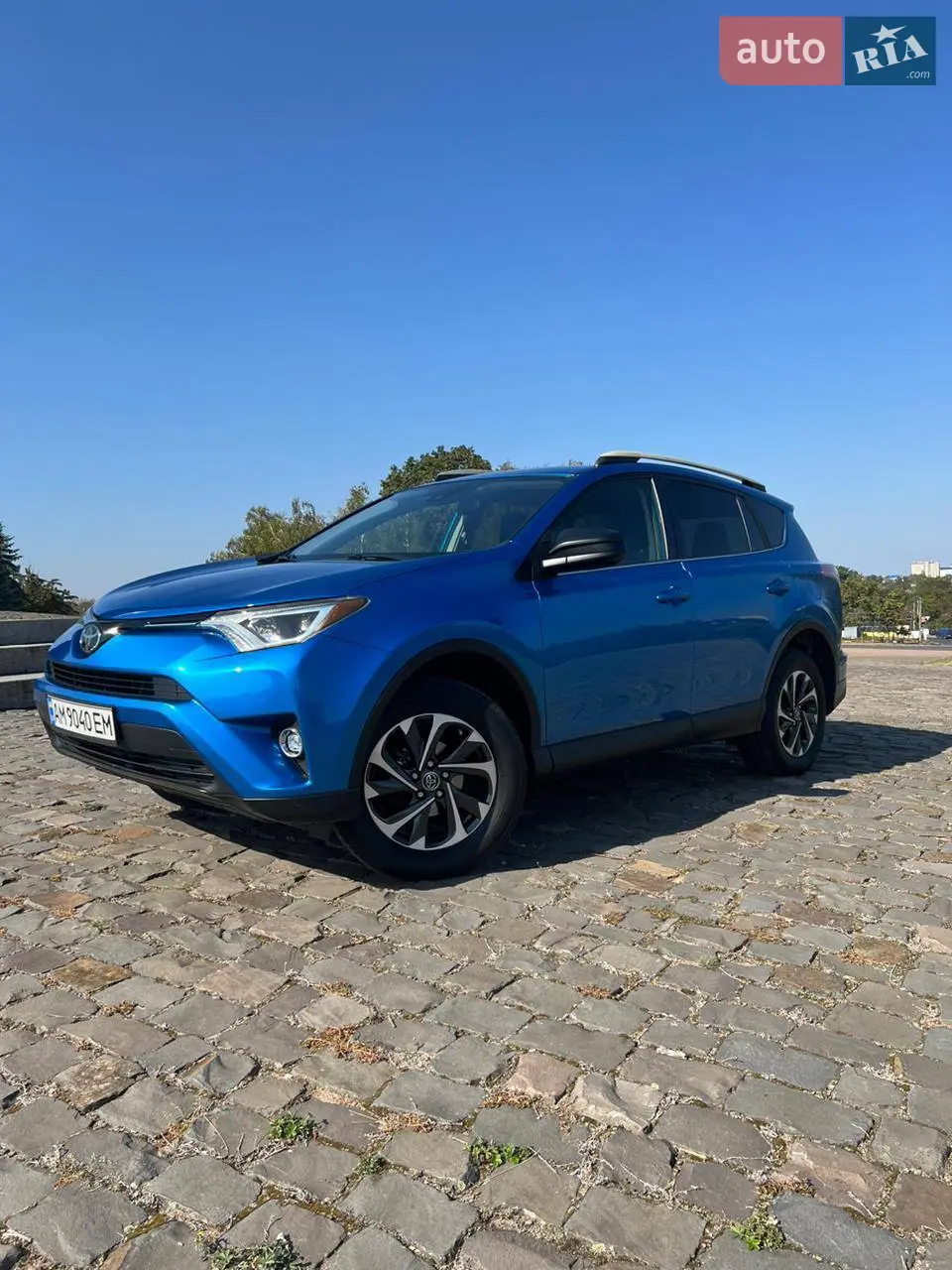 2018 Toyota RAV 4 - мініатюра 16