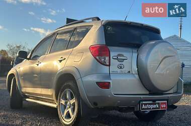 Внедорожник / Кроссовер Toyota RAV4 2008 в Львове