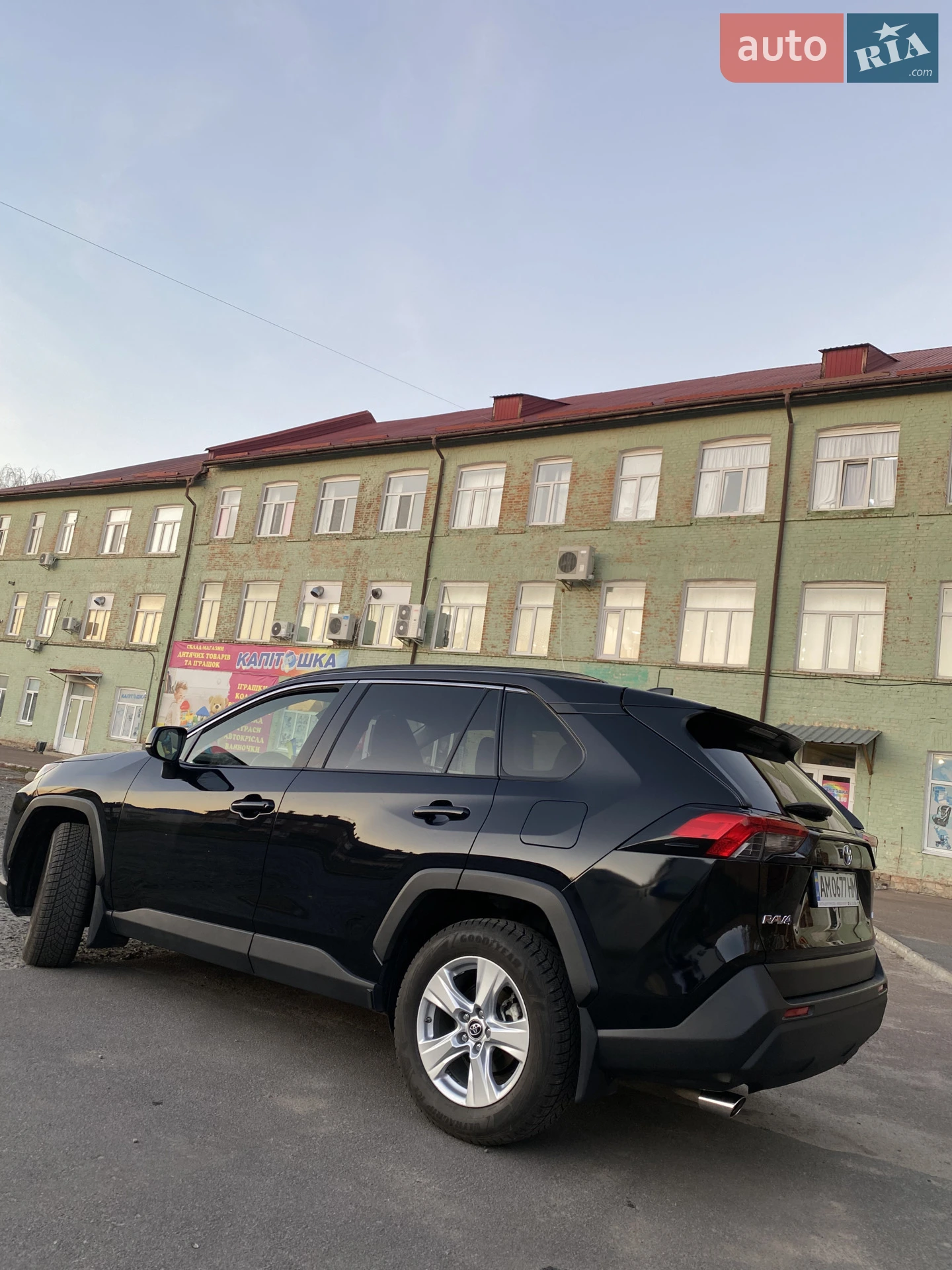 2018 Toyota RAV 4 - мініатюра 6