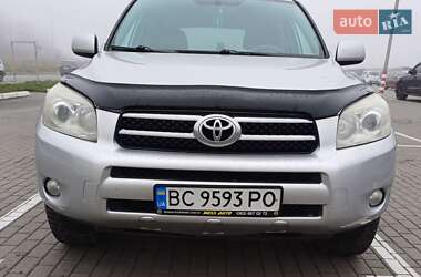 Внедорожник / Кроссовер Toyota RAV4 2007 в Славском