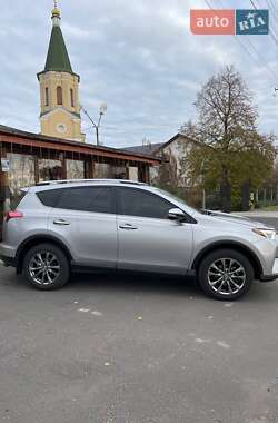 Позашляховик / Кросовер Toyota RAV4 2018 в Києві