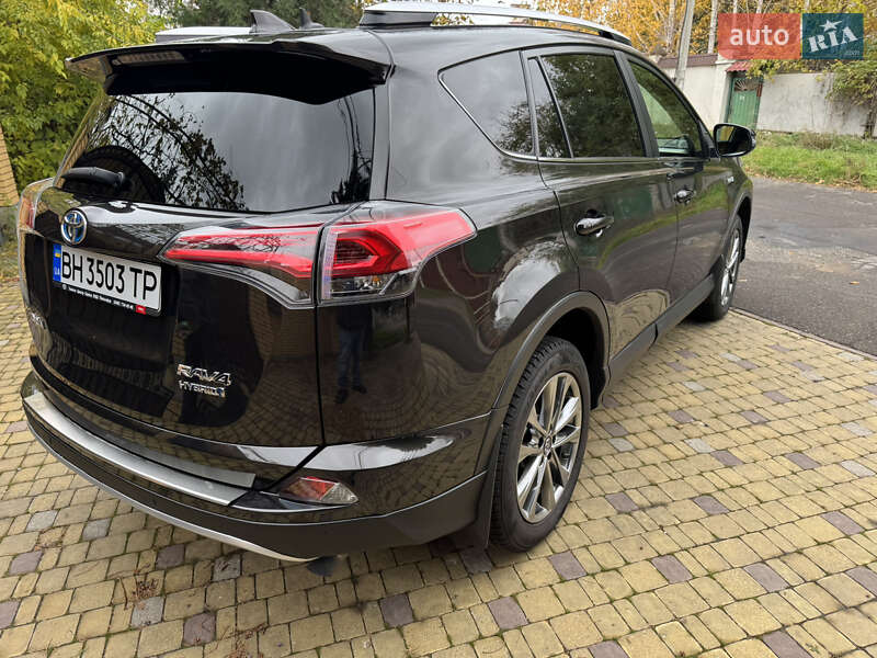 Позашляховик / Кросовер Toyota RAV4 2015 в Одесі