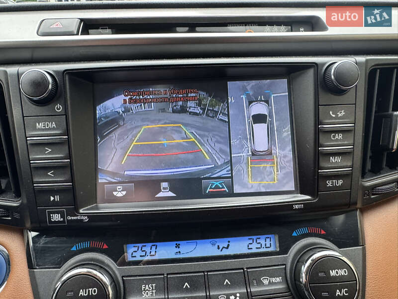 Позашляховик / Кросовер Toyota RAV4 2015 в Одесі