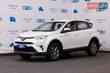 Позашляховик / Кросовер Toyota RAV4 2017 в Луцьку