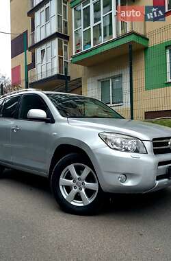 Позашляховик / Кросовер Toyota RAV4 2008 в Києві