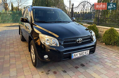 Позашляховик / Кросовер Toyota RAV4 2007 в Івано-Франківську