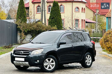 Позашляховик / Кросовер Toyota RAV4 2008 в Дніпрі