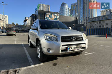 Внедорожник / Кроссовер Toyota RAV4 2007 в Киеве