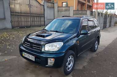 Внедорожник / Кроссовер Toyota RAV4 2002 в Белгороде-Днестровском