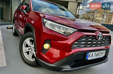 Позашляховик / Кросовер Toyota RAV4 2019 в Києві