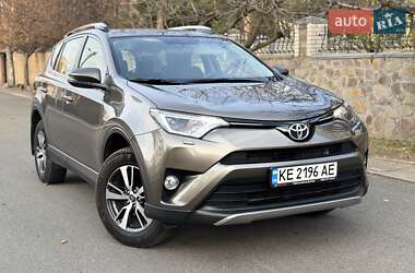 Внедорожник / Кроссовер Toyota RAV4 2018 в Киеве