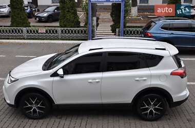 Внедорожник / Кроссовер Toyota RAV4 2017 в Одессе