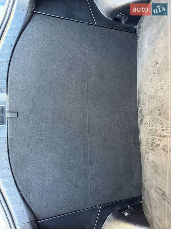 Позашляховик / Кросовер Toyota RAV4 2016 в Львові