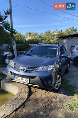 Позашляховик / Кросовер Toyota RAV4 2014 в Харкові