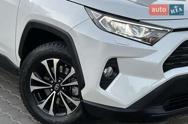 Внедорожник / Кроссовер Toyota RAV4 2019 в Одессе