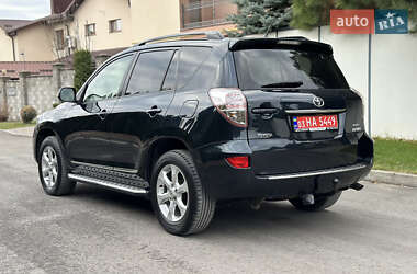 Внедорожник / Кроссовер Toyota RAV4 2011 в Ровно