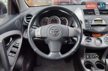 Внедорожник / Кроссовер Toyota RAV4 2008 в Киеве