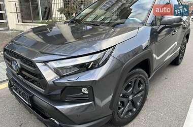 Внедорожник / Кроссовер Toyota RAV4 2024 в Киеве