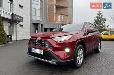 Внедорожник / Кроссовер Toyota RAV4 2021 в Хмельницком